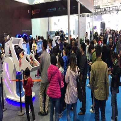 vr體驗館加盟得多少錢?vr游戲設(shè)備怎么樣？